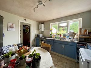 Photo 11- click for photo gallery